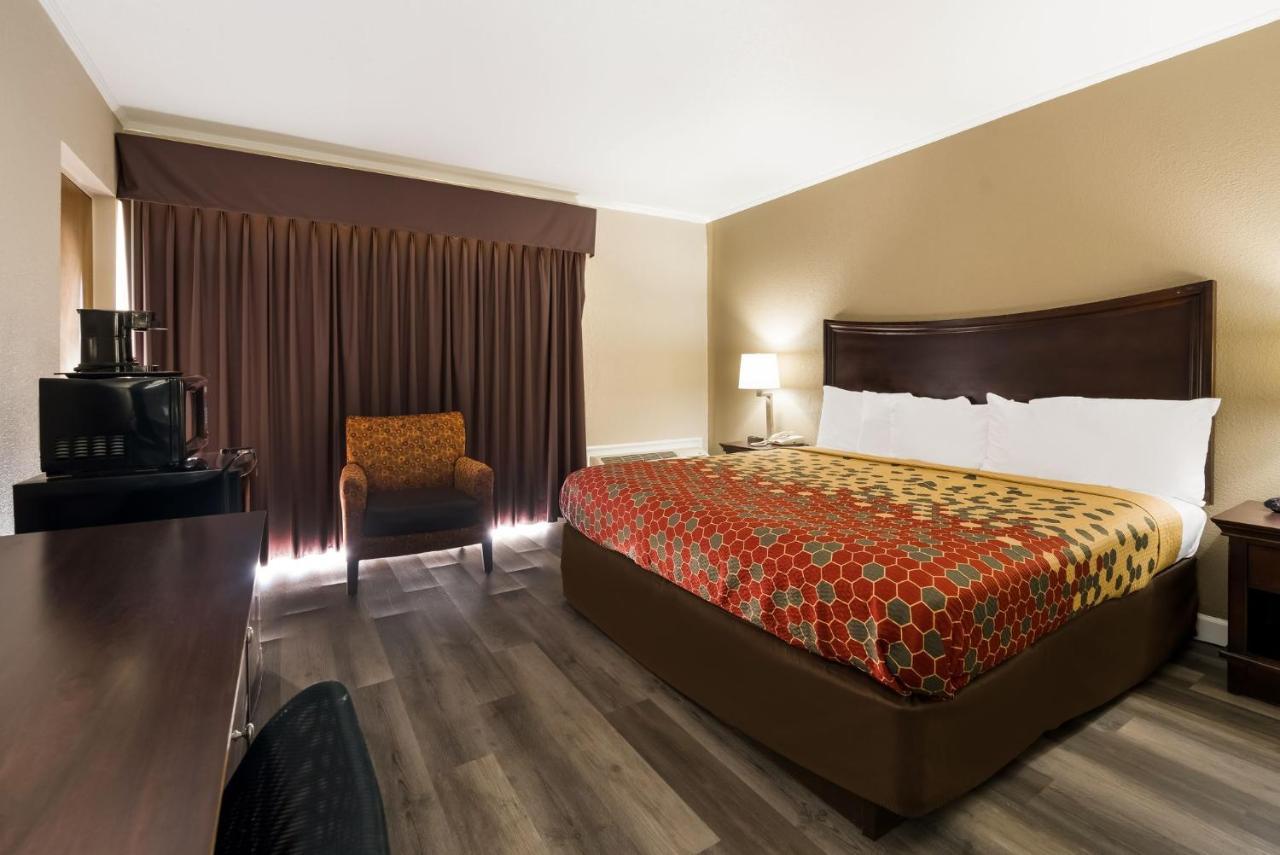 Econo Lodge - Perry National Fair Ground Area Екстериор снимка