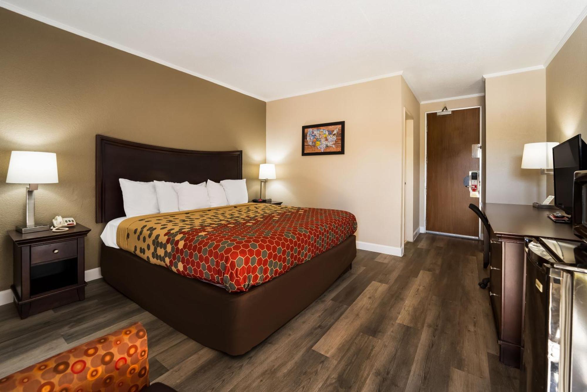 Econo Lodge - Perry National Fair Ground Area Екстериор снимка
